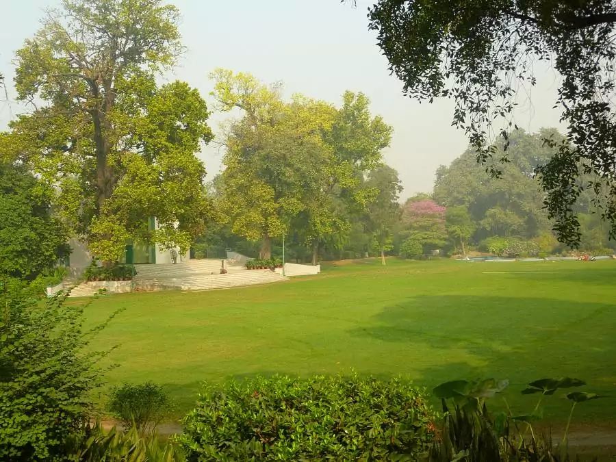 Lucknow Botanical Garden - Places to visit in Lucknow