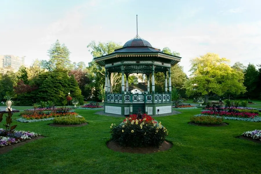 Halifax Public Gardens - City Parks in Canada