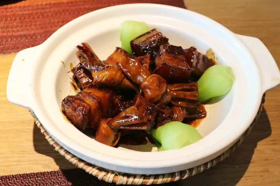 Hong Shao Rou - Things to Eat in China