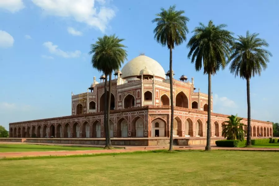 Humayun's Tomb - Places to visit in Delhi