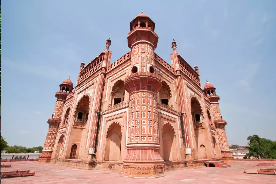 Safdarjung's Tomb - Places to visit in Delhi