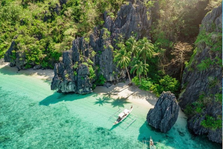 Top 10 Beaches in the Philippines
