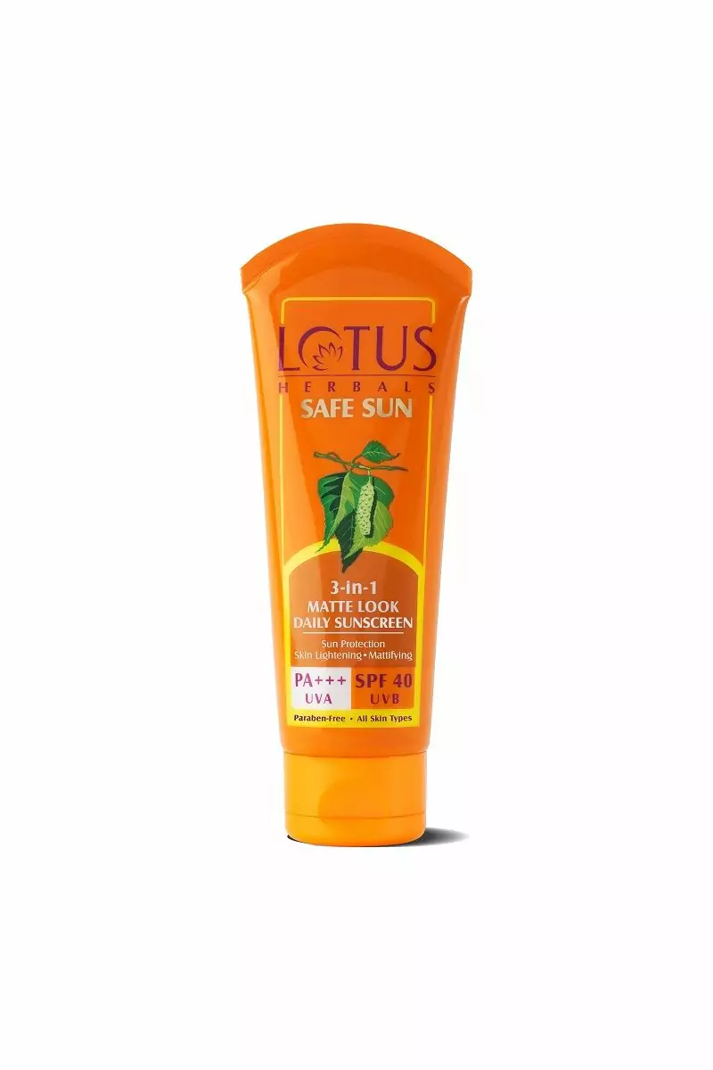 Lotus Herbals Safe Sun 3-In-1 Matte Look Daily Sunblock SPF 40 - Summer Sunscreen in India