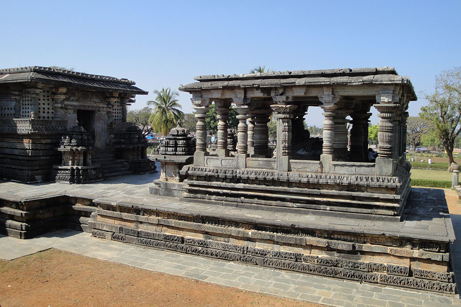 Halebidu Temple Complex - Places to Visit in Hassan