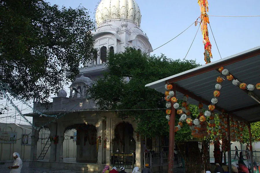 Dera Baba Barbhag Singh - Places to Visit in Una