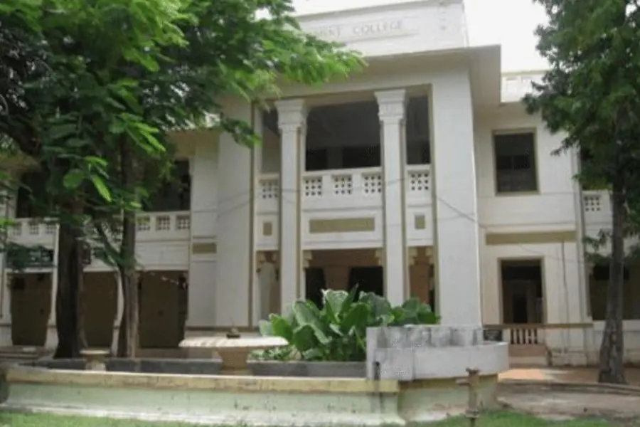 Kumbakonam Arts College - Places to Visit in Kumbakonam