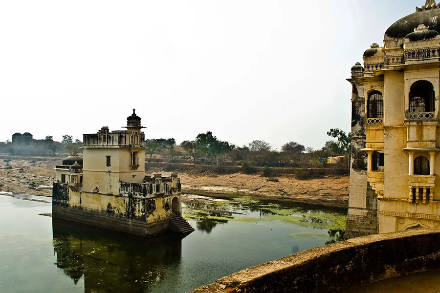 Padmini Palace - Places to Visit in Chittorgarh