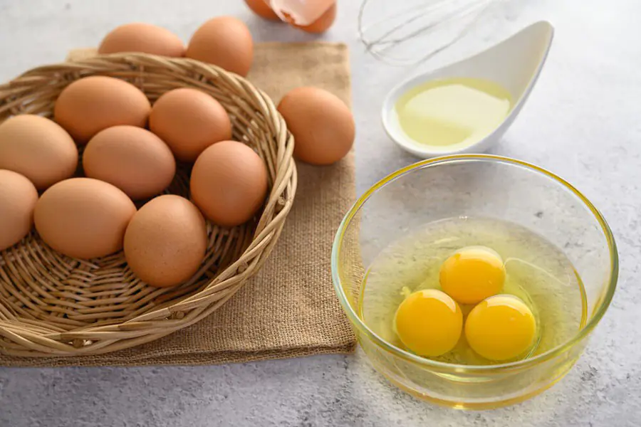 Eggs yolks